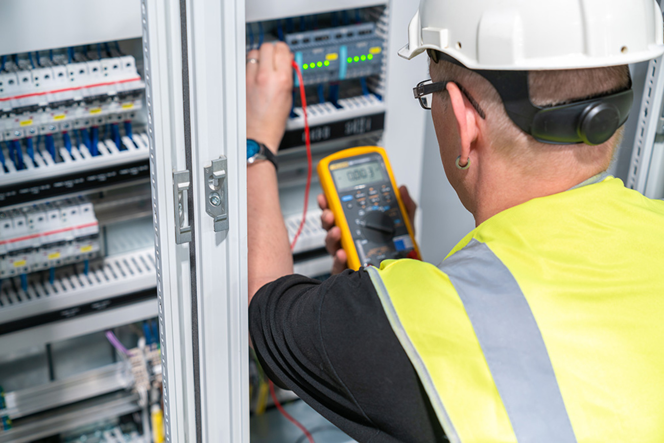 Elektroanlagen-Kontrolle bei ULSYTEC in Haiger