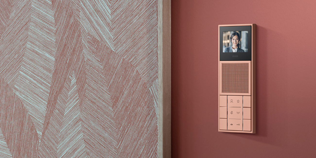 JUNG Türkommunikation bei ULSYTEC in Haiger