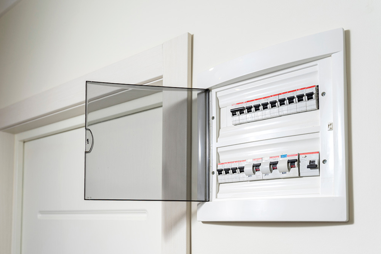 Über­spannungs­schutz bei ULSYTEC in Haiger
